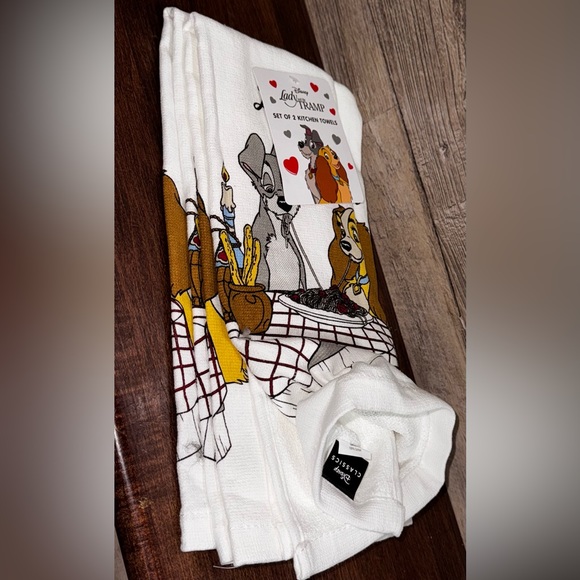 Disney Lady And Tramp Set of 2 Kitchen Towels - NEW - Picture 6 of 8